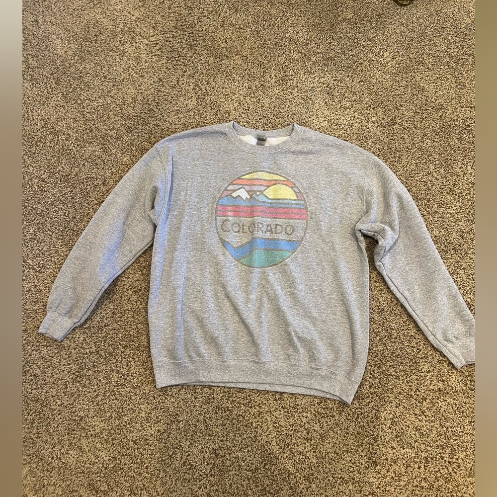 Gildan Gray Colorado Graphic Crewneck Sweatshirt